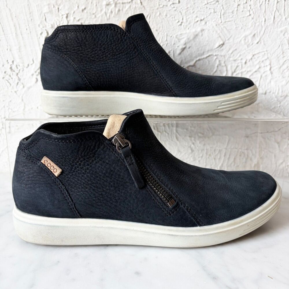 ECCO Soft 7 Side Zip Booties Women's 39 US 8-8.5 Dark Blue Nubuck Leather